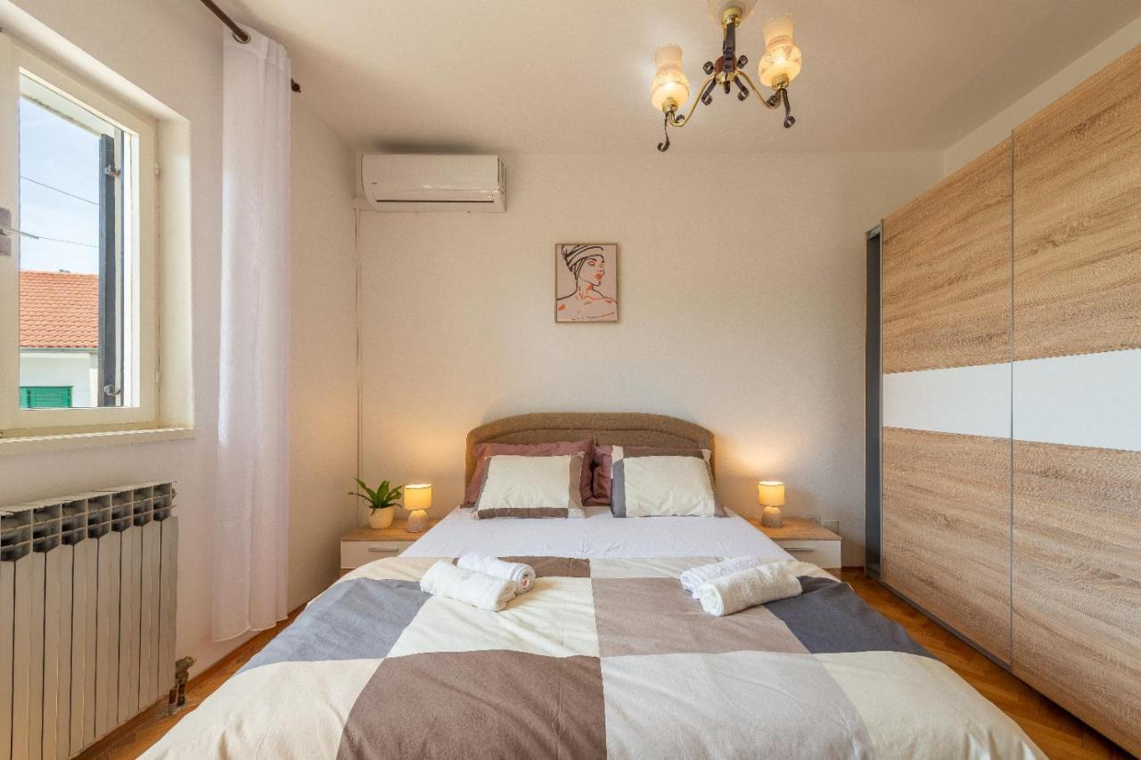 Apartments Dida Frane In 시베니크 외부 사진