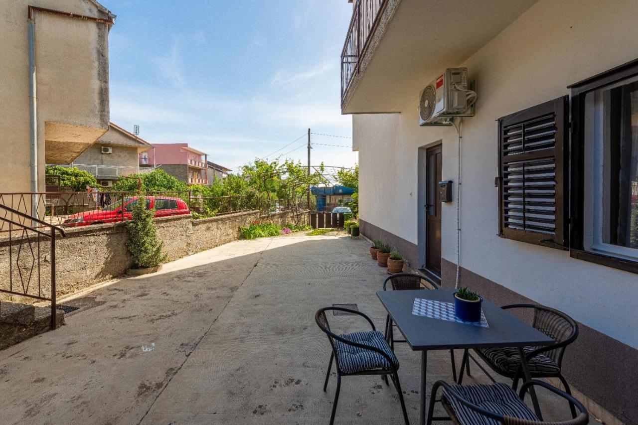 Apartments Dida Frane In 시베니크 외부 사진